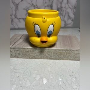VINTAGE 1992 TWEETY BIRD PLASTIC COLLECTORS MUG CUP WARNER BROS